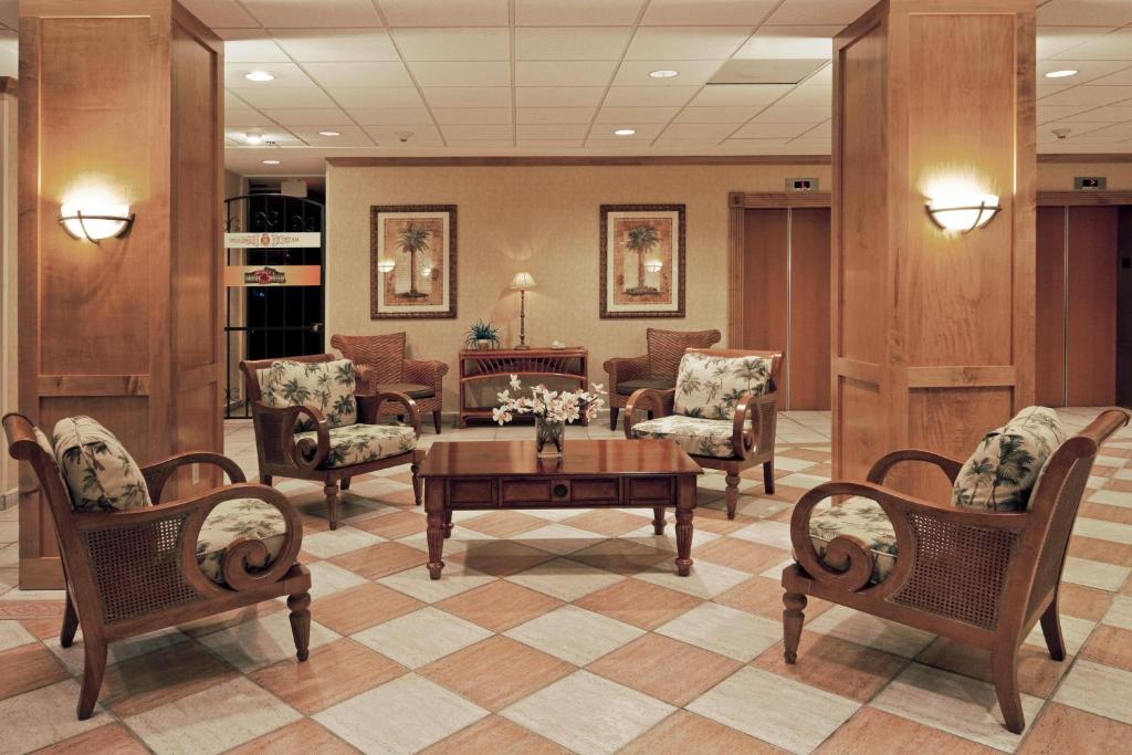 Holiday Inn Hotel & Suites Clearwater Beach photo