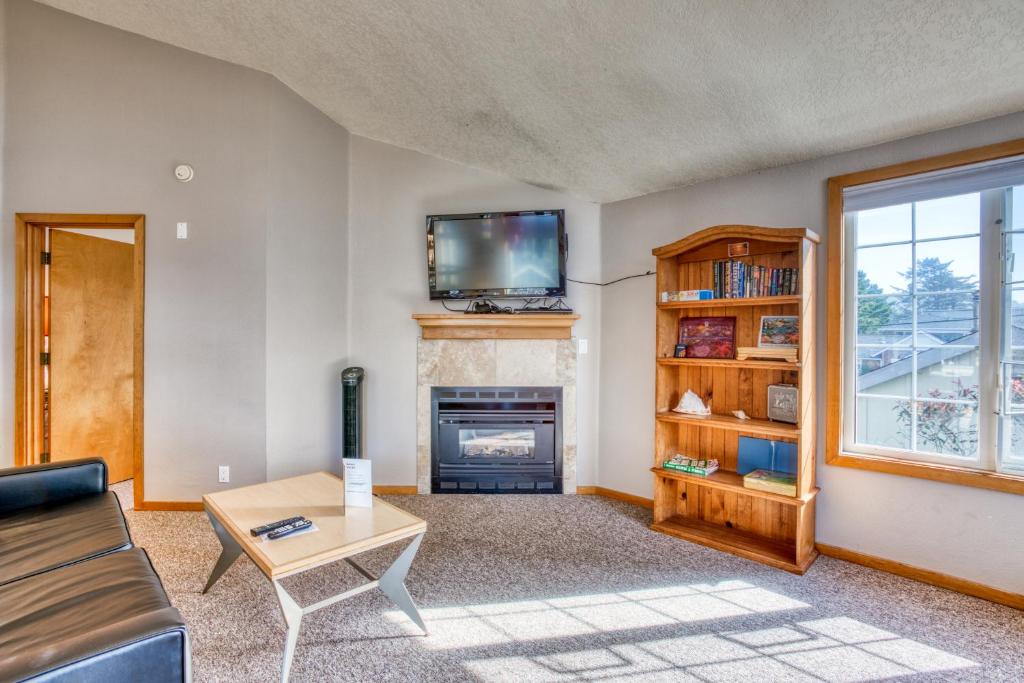 Beaches Inn | Pelicans View Cottage photo