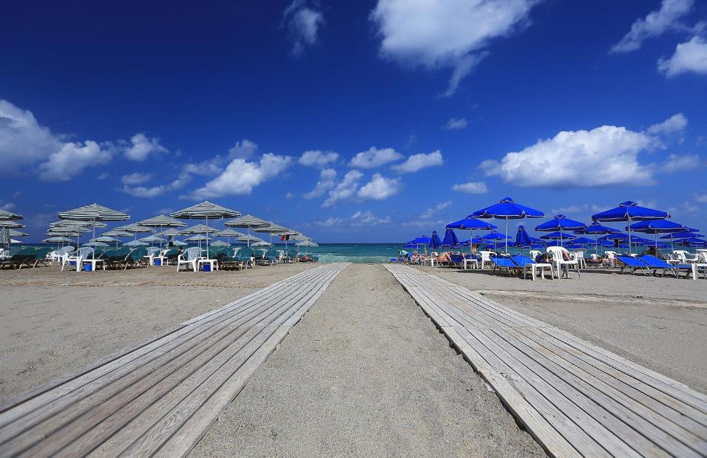 La Stella Suites photo