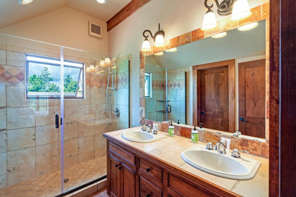 Glen Elk Lodge photo