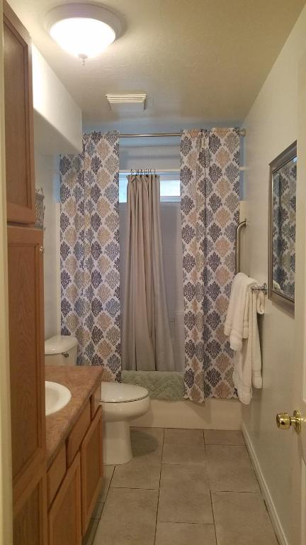 Sacred Mountain River Suites photo