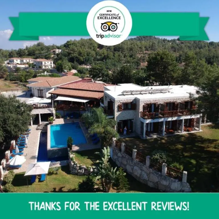 Demetriou Paradisos Hills Hotel, hotel in Lyso