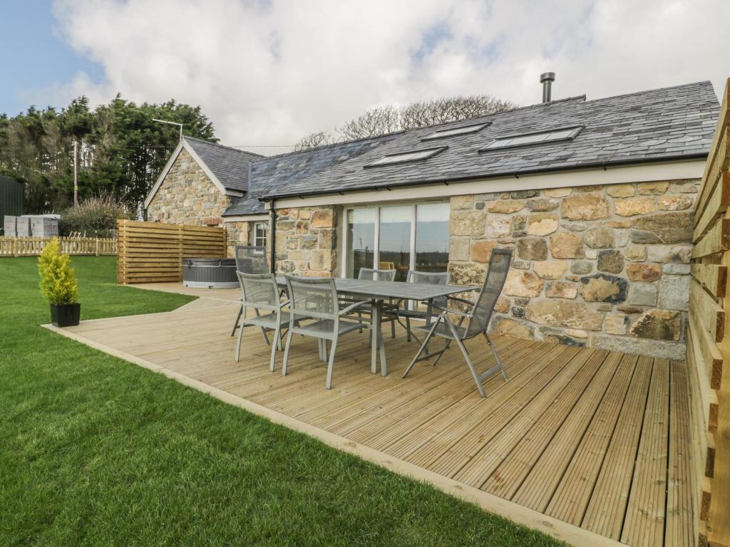 Horseshoe Cottage, Llangian photo 5