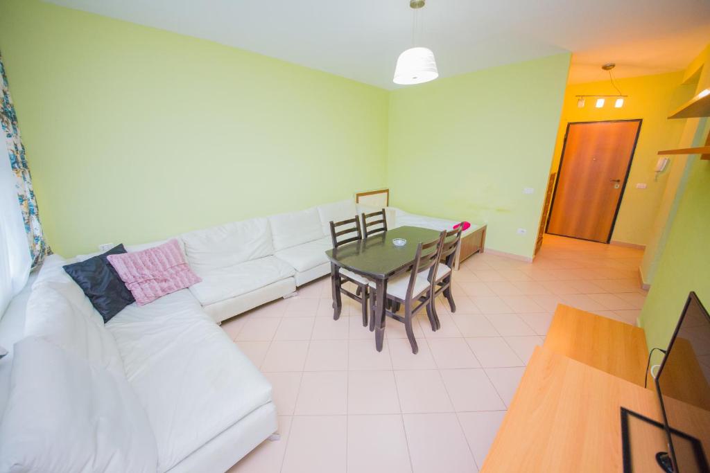 Apartments Qerret photo