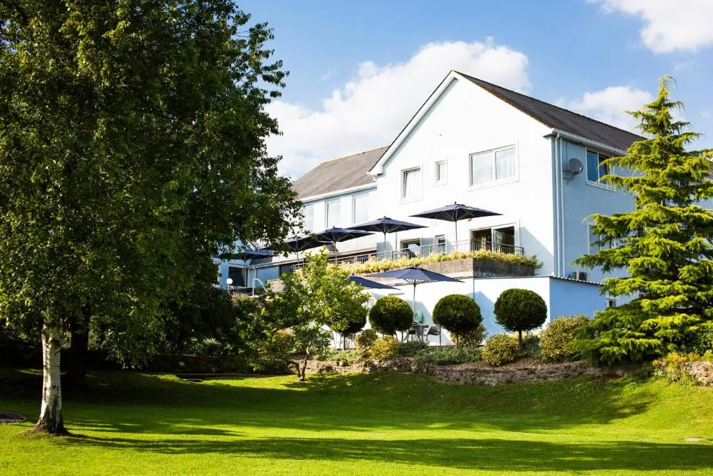The Plough Inn, hotel in Llandeilo