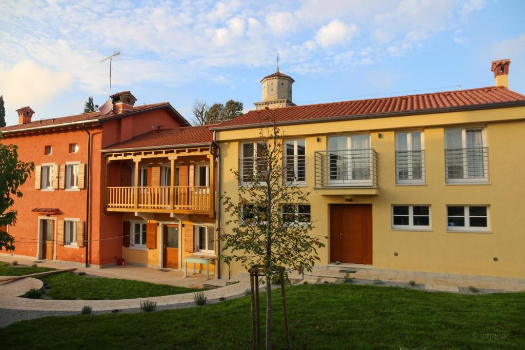 Casa Lenka — Hotel in Trieste