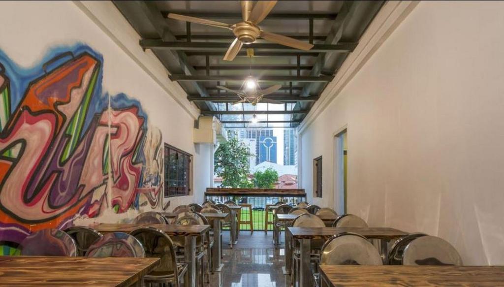 Restaurant, BEAT. Arts Hostel @ Chinatown in Singapore