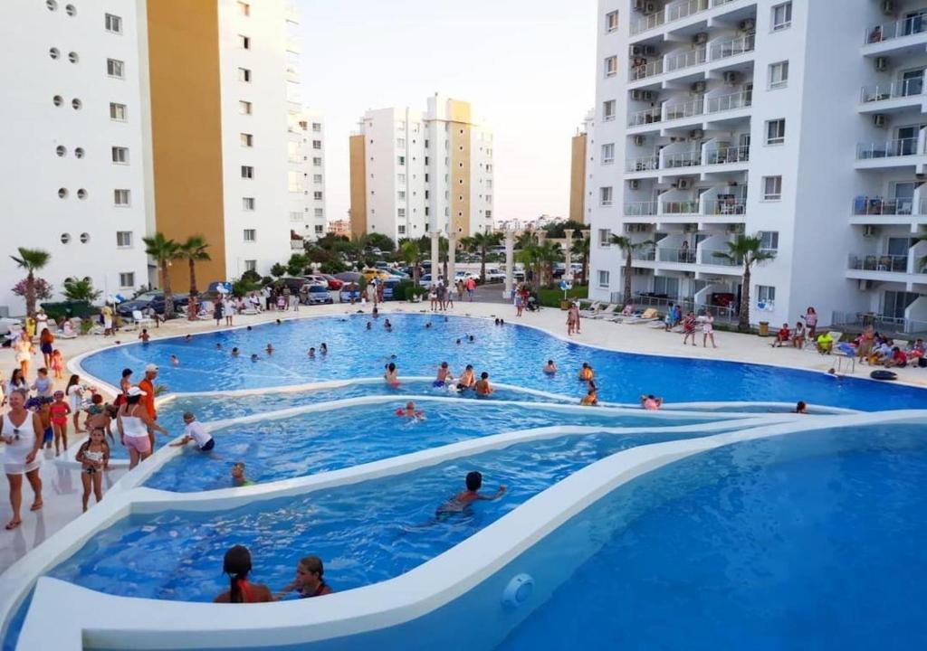 Отдых на море Кипр photo