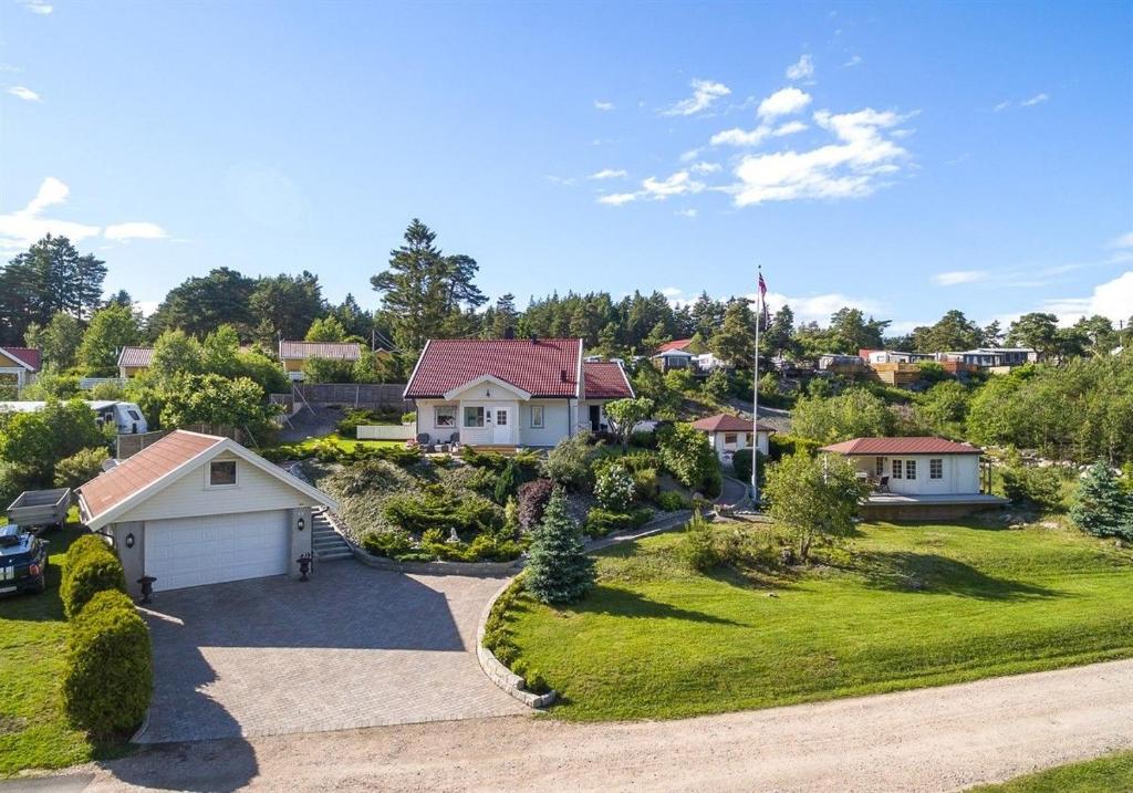 Elen &amp; Petter — Hotel in Trolldalen