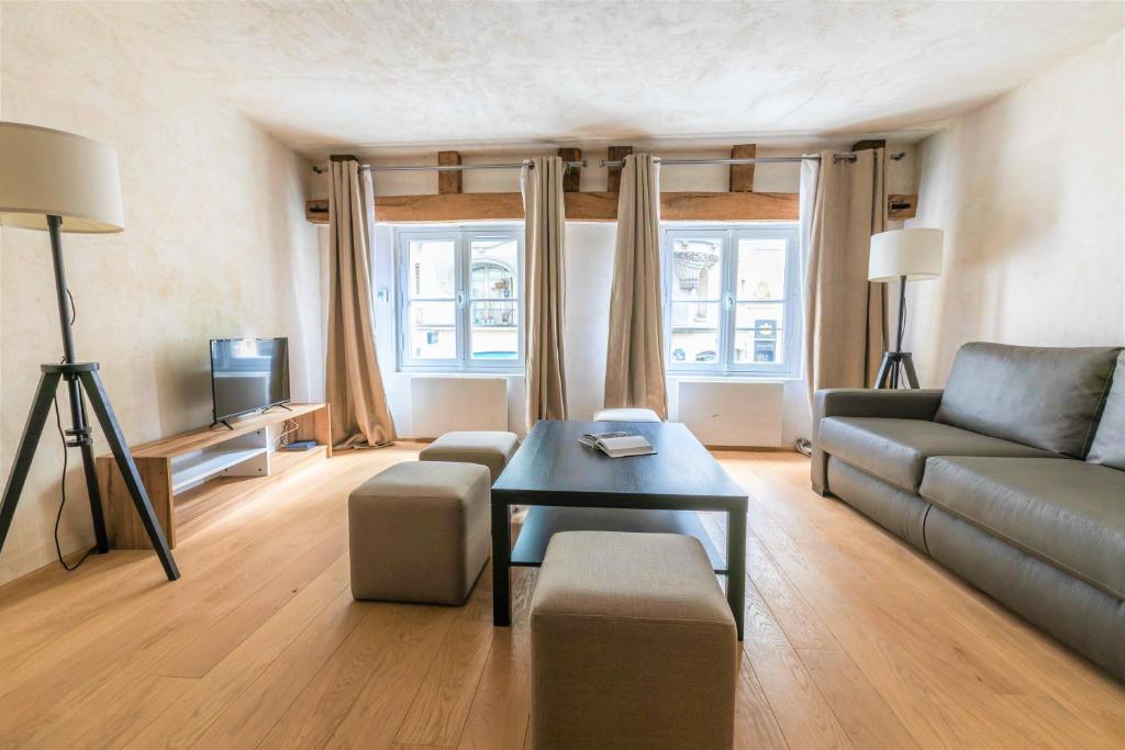Luxurious & Design Flat 2BR/8P- Boulevard Saint Germain - 2