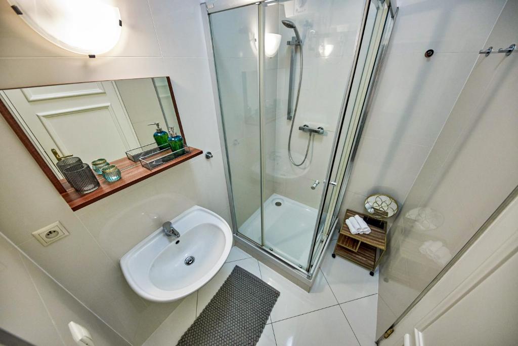CityLife Residence photo