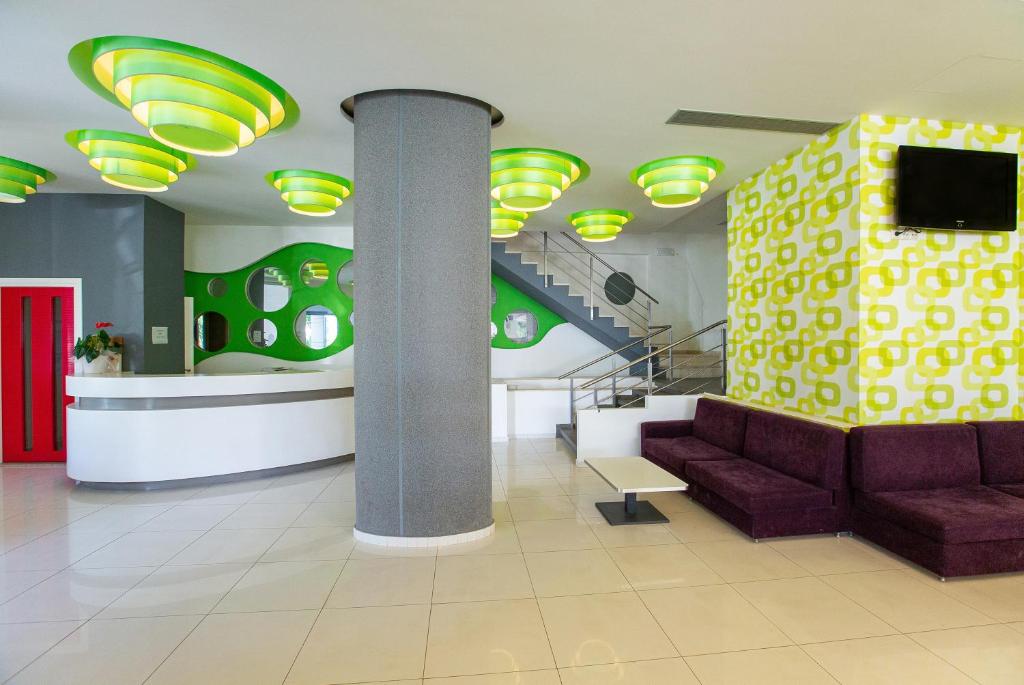 Hermes Hotel — Hotel building in Malia