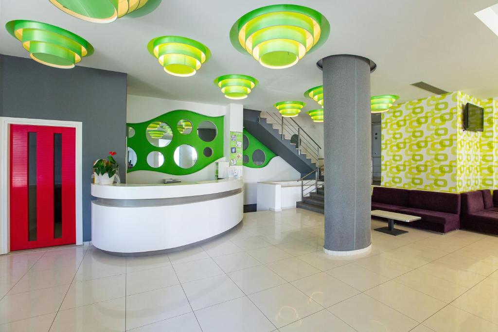 Hermes Hotel — Hotel building in Malia