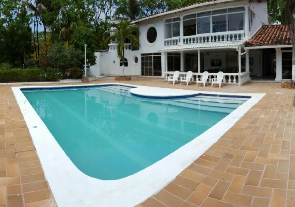 cabana para grupos con piscina en san