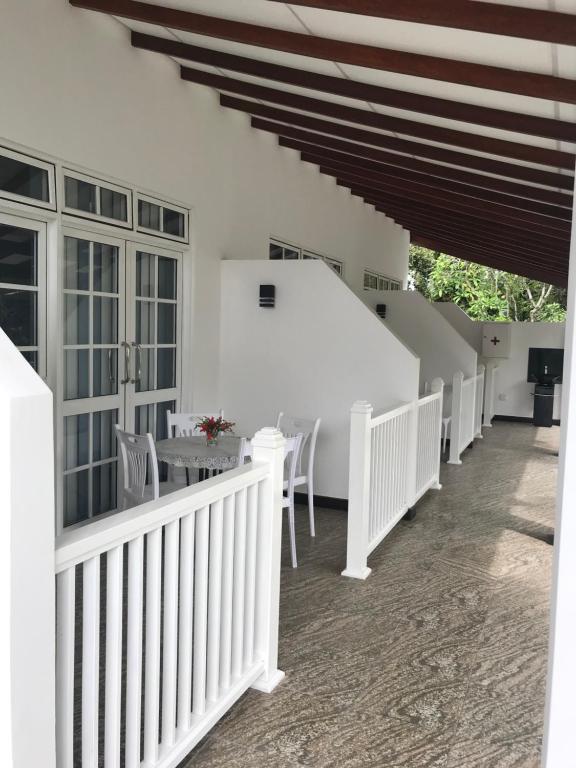 Dumi's Shelter Home Stay photo