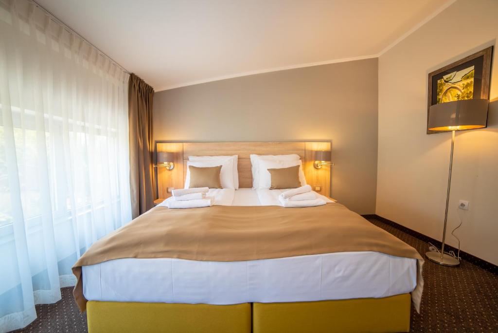 Hotel Soni Lux - 4