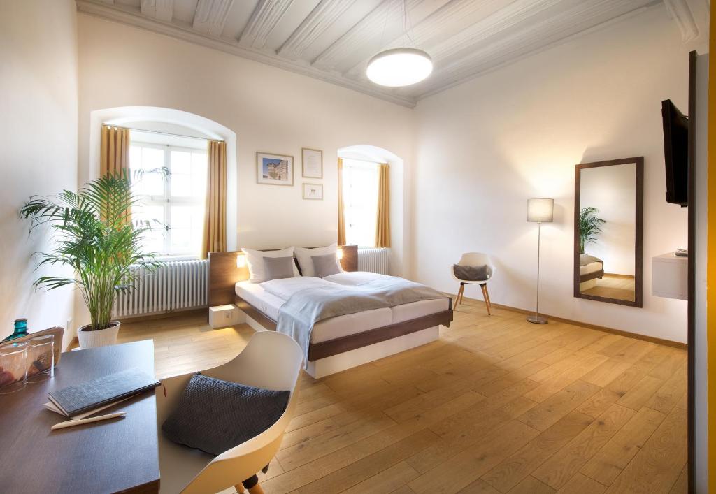 JUFA Hotel Kronach – Festung Rosenberg photo