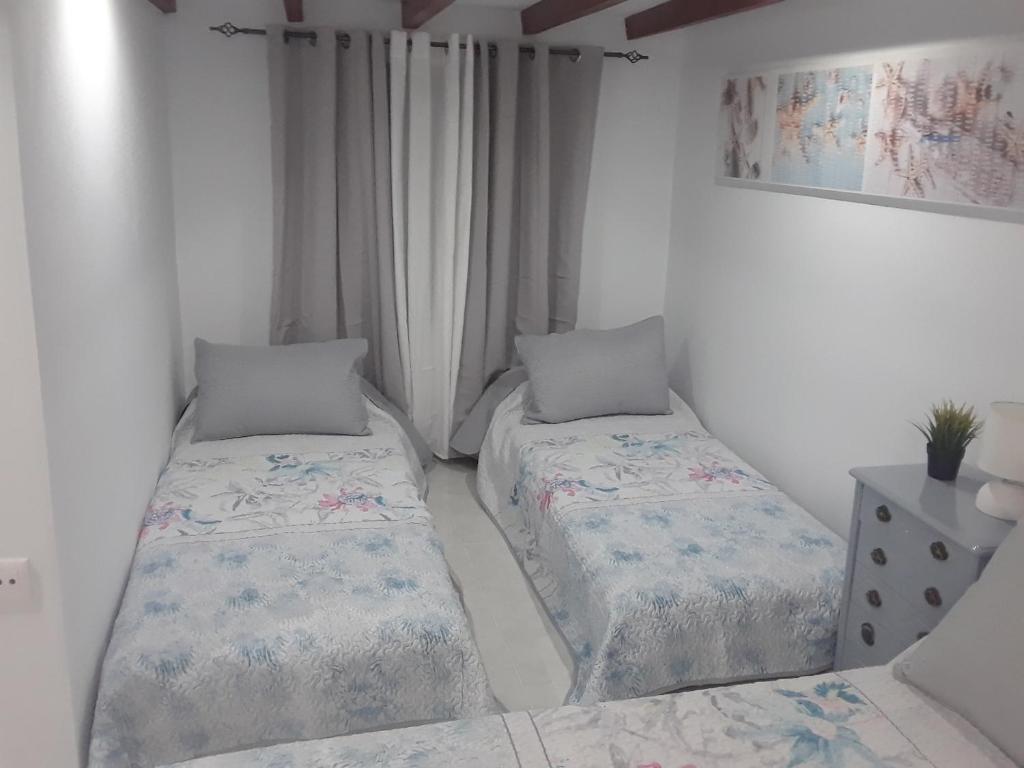 Unique Apartment - 4
