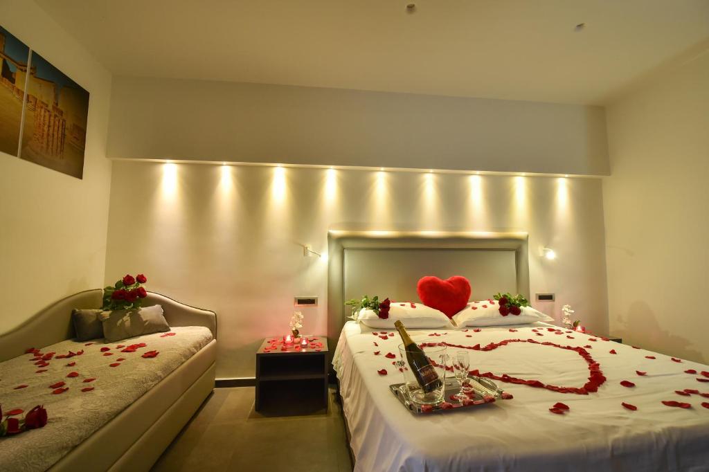 Pompei Inn Ruins B&B Luxury Suite photo