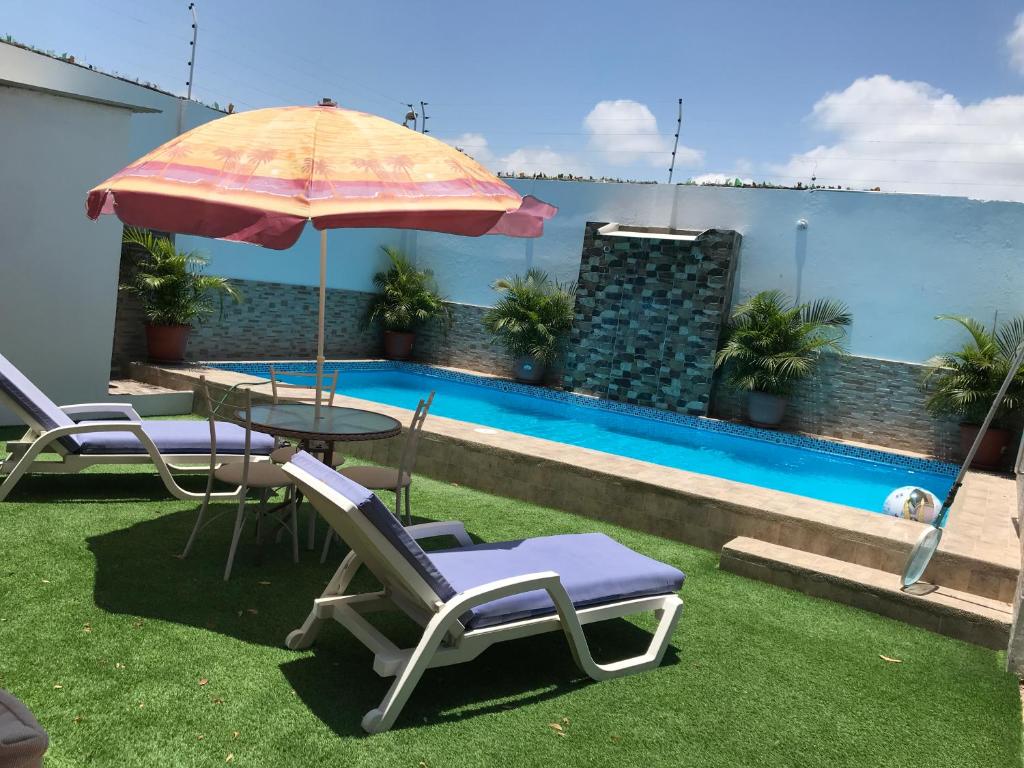 Casa Blue Tortuga — Hotel in Ballenita