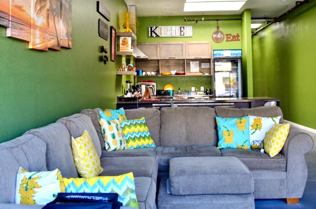 jaettu olohuone/TV alue