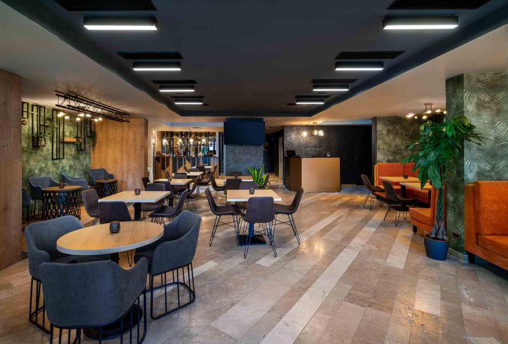 Labirint Boutique Hotel photo