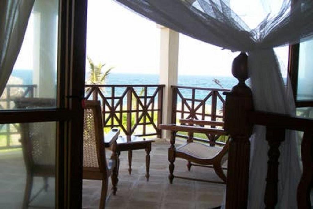 Blue Bay Cove, Penthouse 4 photo