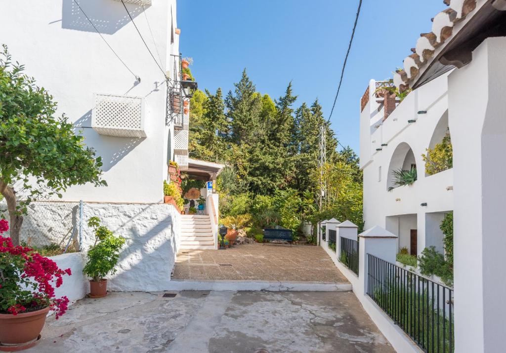 Hostal El Escudo de Mijas — Hotel in Mijas