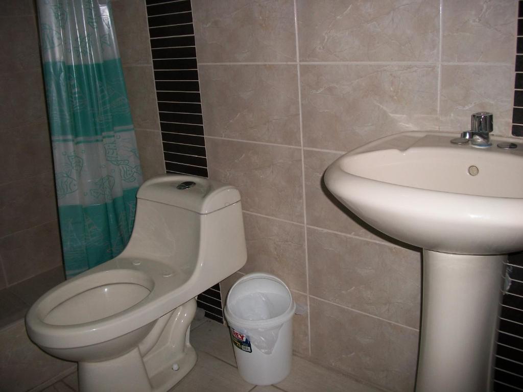 Suites El Parque photo