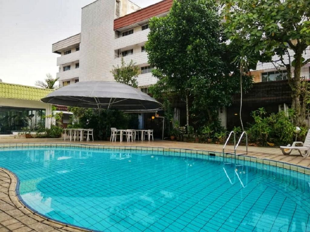Terrace Hotel