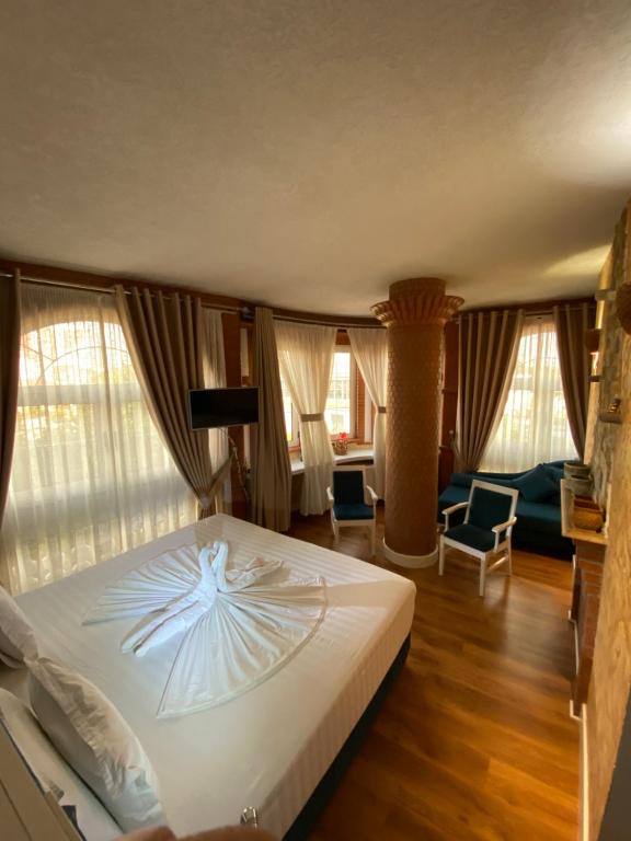 Deluxe Double Room, The Red Bricks Hotel in Shkoder