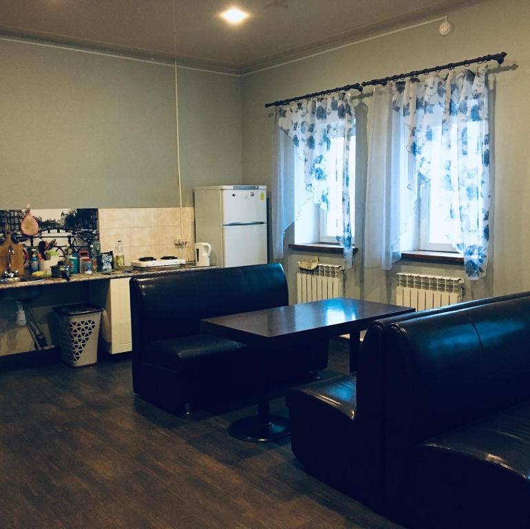Wings Hotel photo