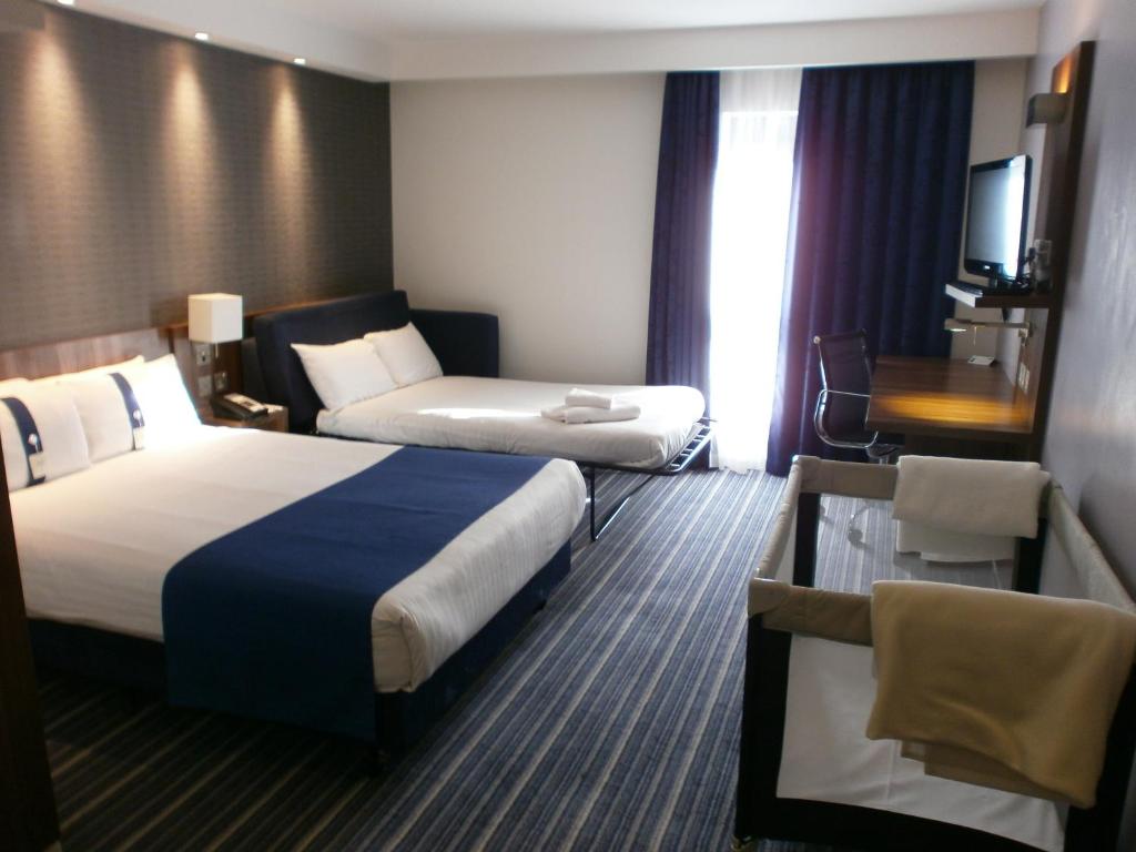 Holiday Inn Express Dunstable Photo 4