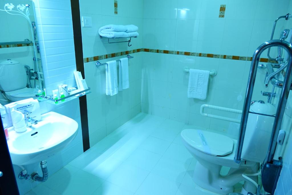 Kallelys Park Inn, Chalakudy ,Thrissur photo