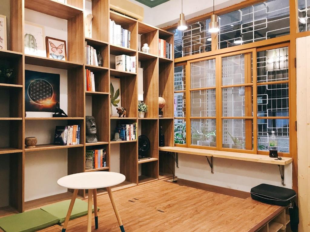 Awaken travellers Inn — Hotel in Tainan