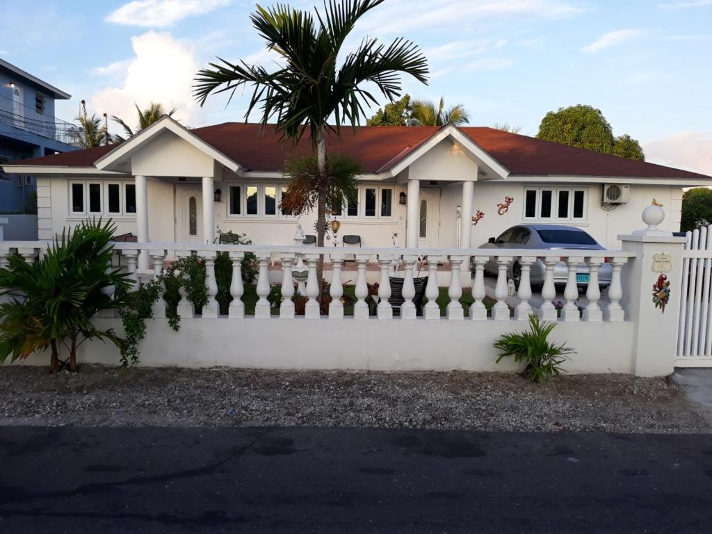 Nassau Apartments for Rent, Bahamas price from 46 of Hotels