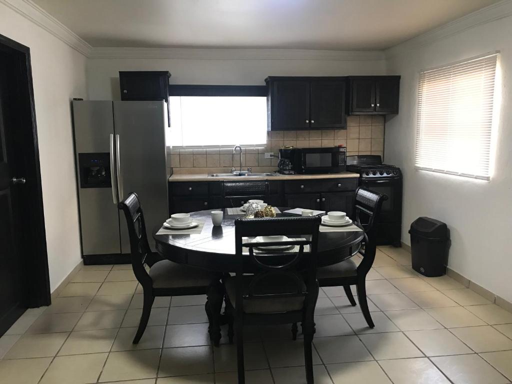 Apartamento Siesta Del Sol II — Hotel in Puerto Penasco