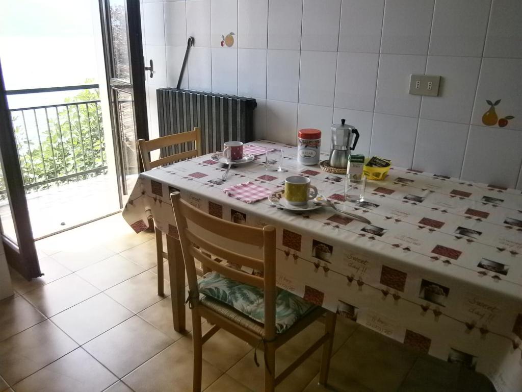 CASA IN RIVA AL LAGO - 5