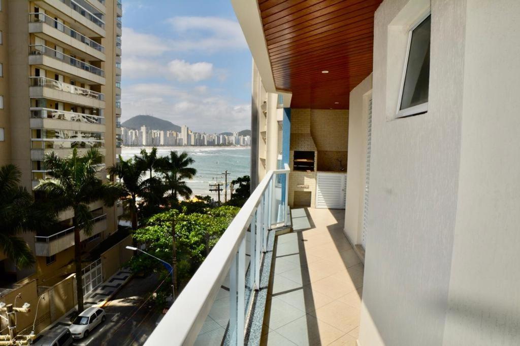 Neto & Costa, Guarujá