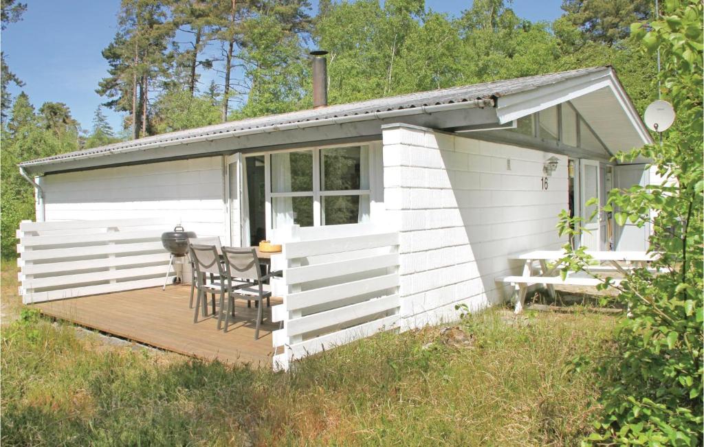 Cassiopeja, Strandby Gårde