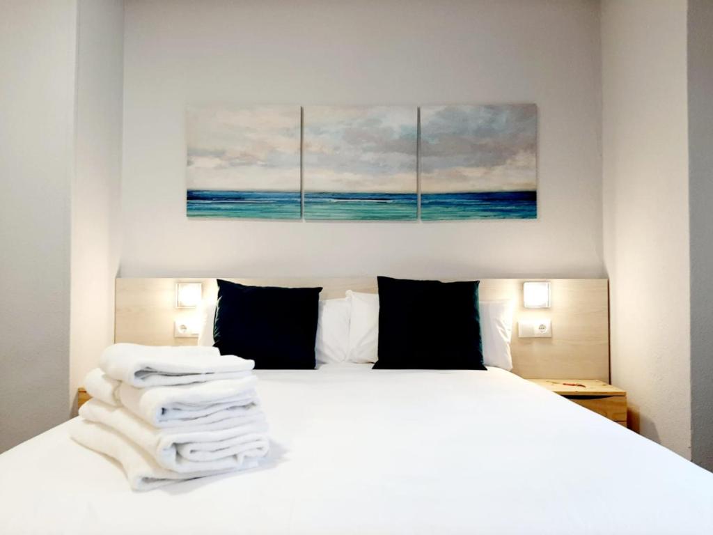 Hostal Lucia by gaiarooms - 5