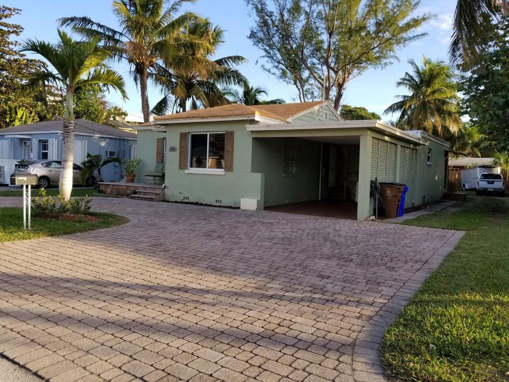 The Best location in Deerfield Beach., Deerfield Beach