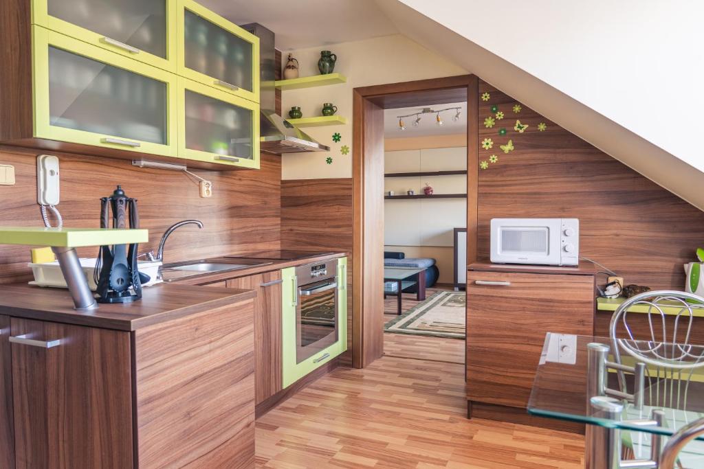 AC Apartman Horny Slavkov — Hotel in Vysoke Tatry