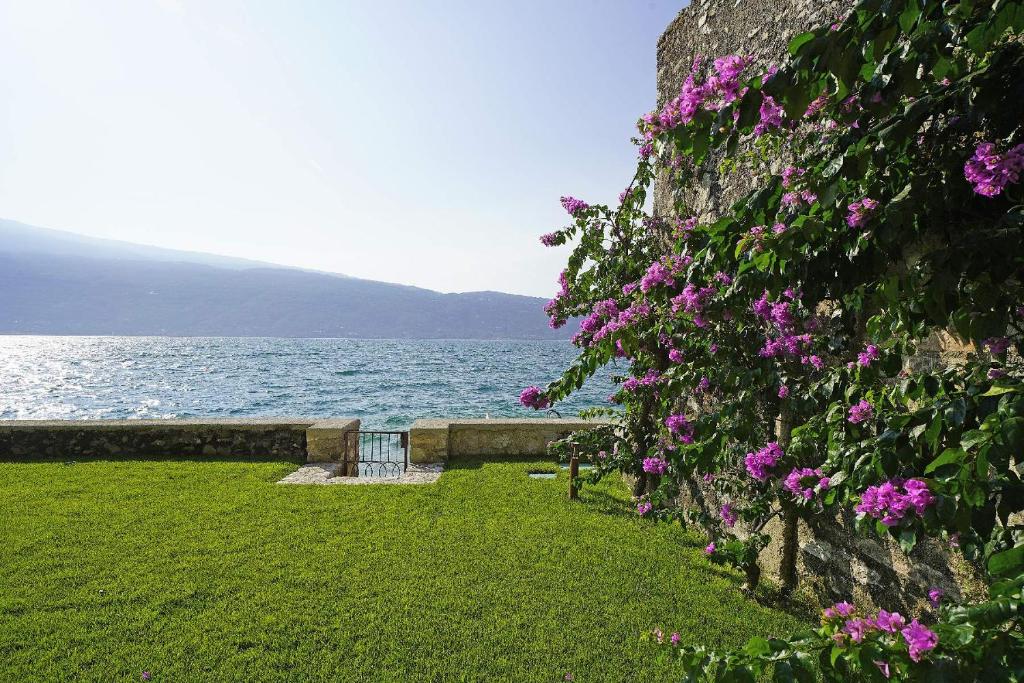Villa Victoria: luxury waterfront villa with splendid views - 4