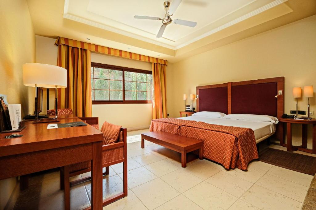 Hotel Envia Almería Spa & Golf — Hotel rooms in La Envia, Andalusia
