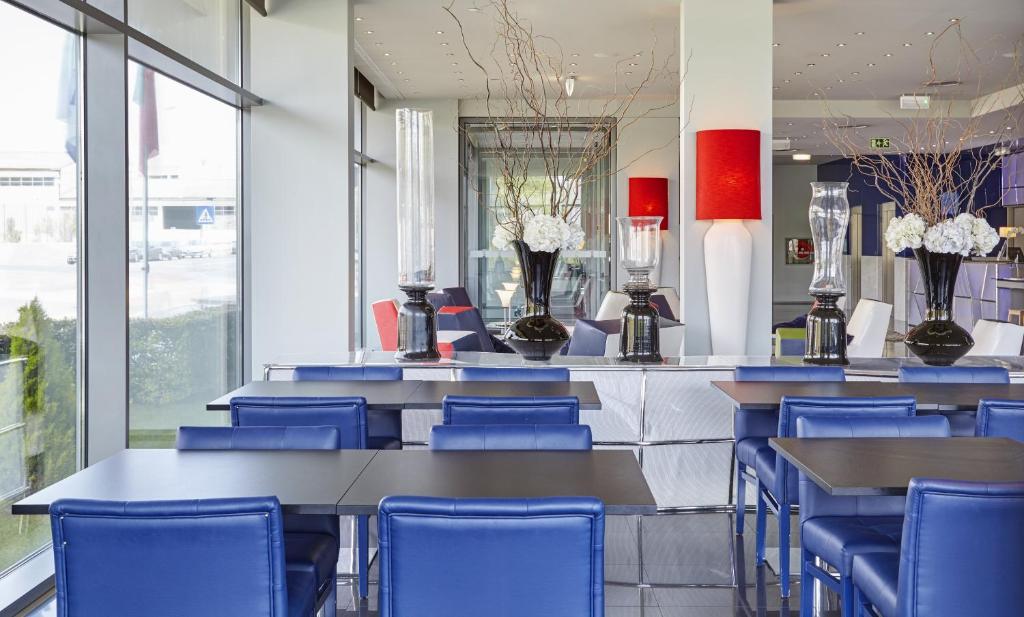 Holiday Inn Express Lisbon Alfragide Photo 13