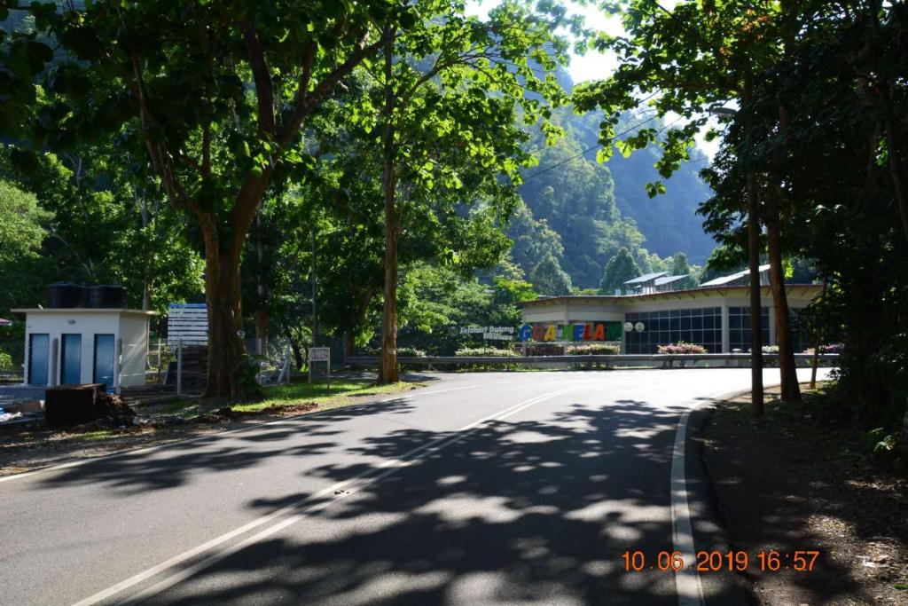 Guest House Gua Kelam photo
