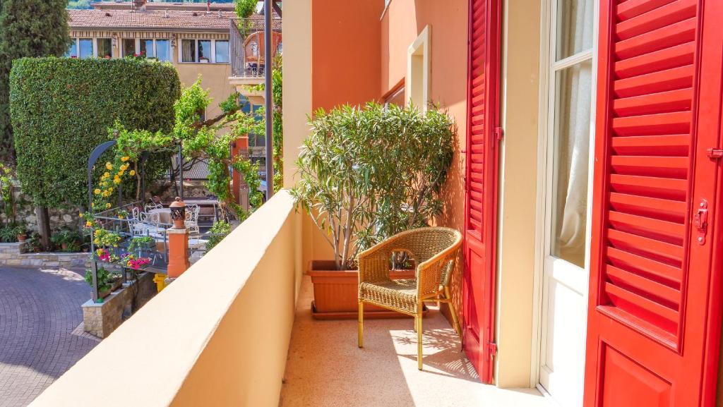 Hotel Gardenia al Lago photo