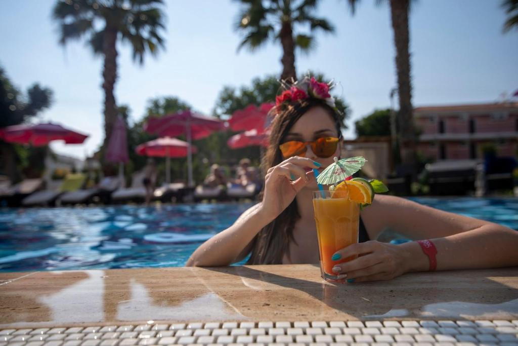 Mendos Garden Exclusive Hotel Fethiye — Swimming pool in Fethiye, Mugla