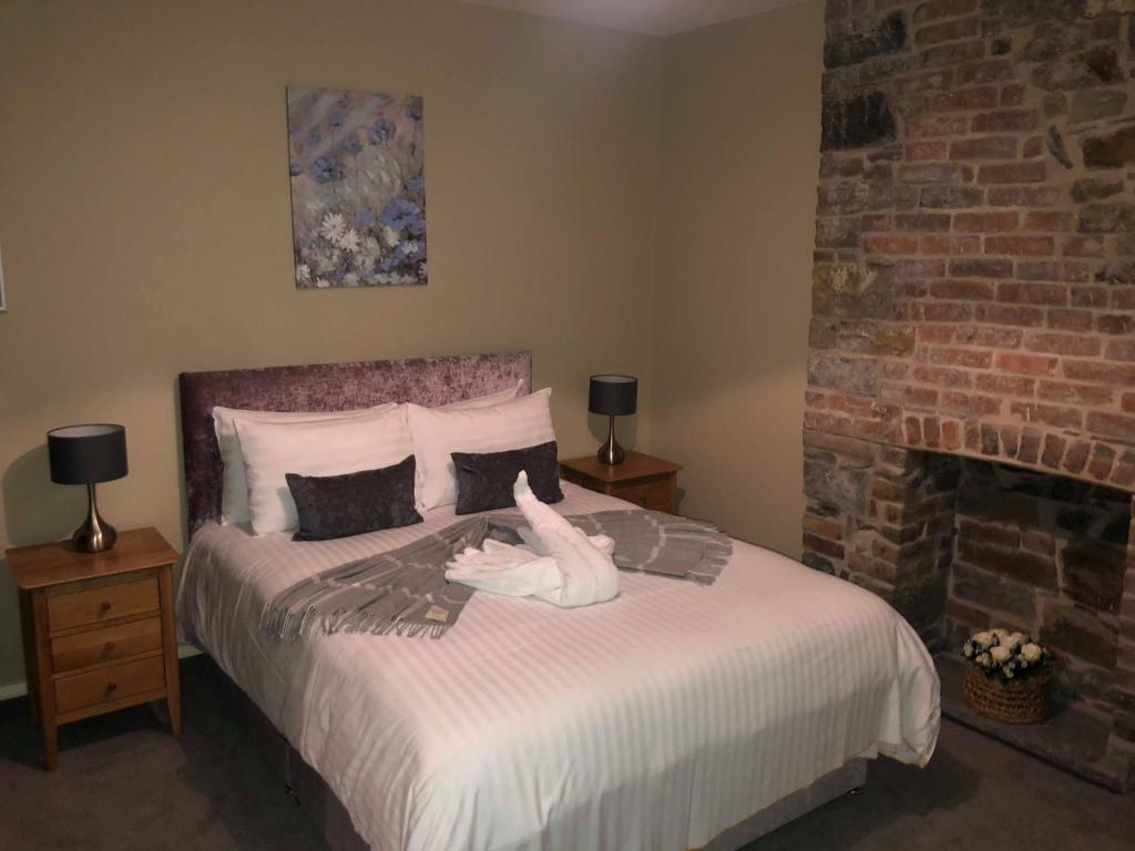 Tredegar Arms Hotel photo